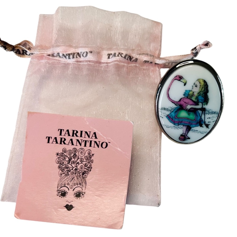 NWT Tarina Tarantino Rare Alice In Wonderland Adjustable Ring w/original pouch